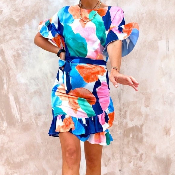 Never fully dressed Artist print mini dress - Picture 2 of 6